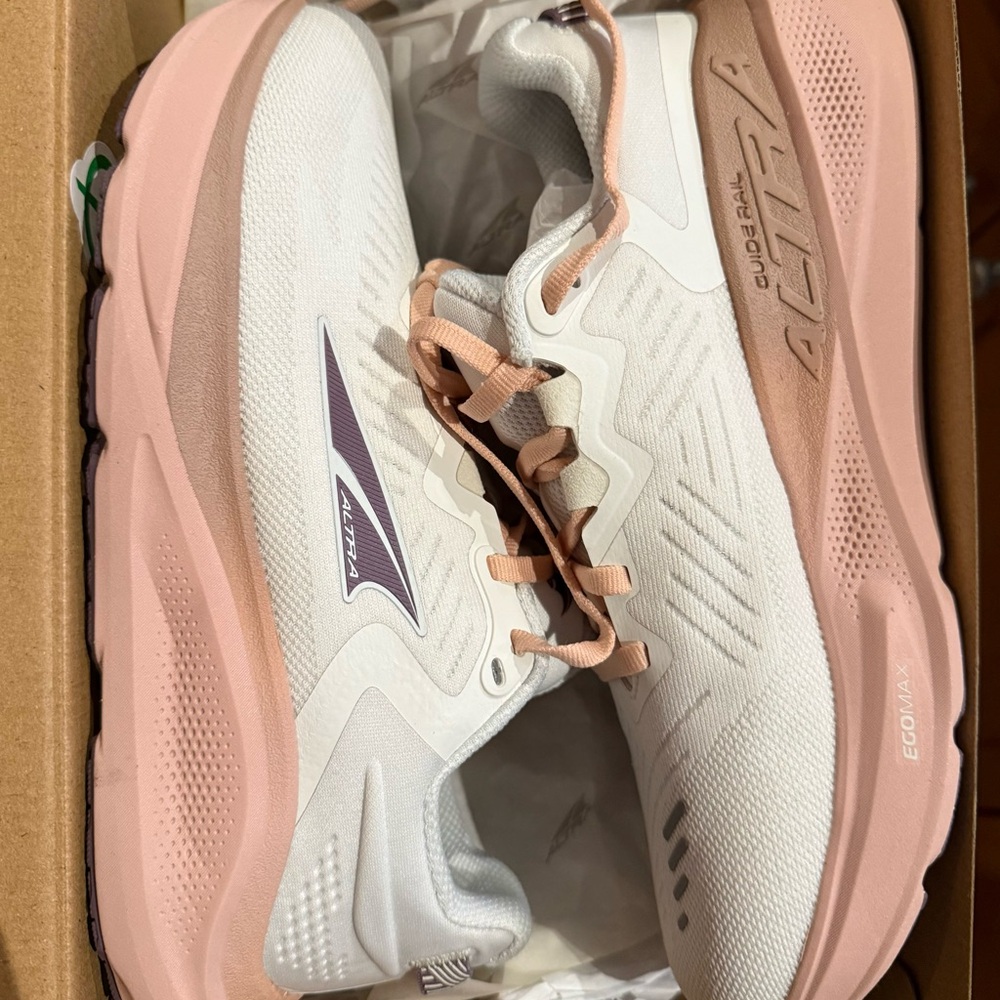 Altra Women's White and Light Pink Athletic Shoes